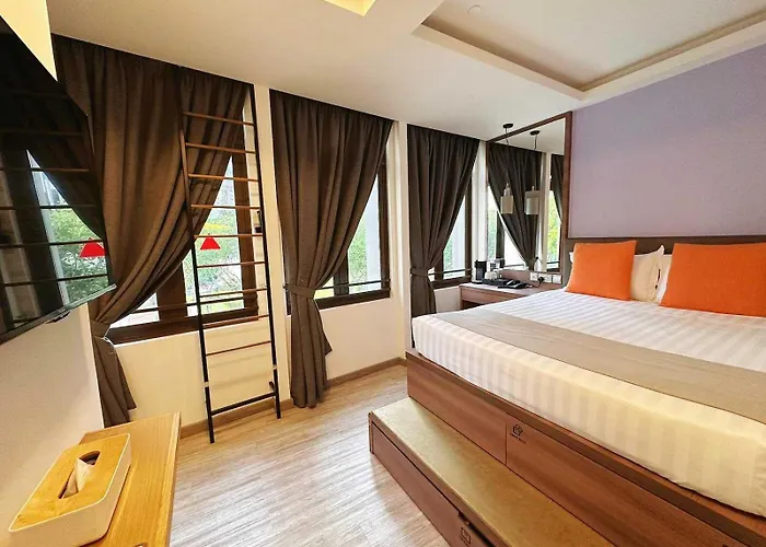 Champion Hotel City
